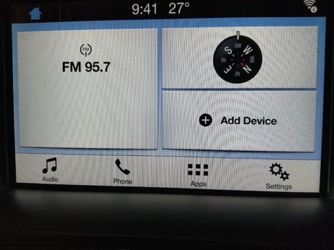 Used 2017 Ford Escape SE w/ Equipment Group 201A image 25