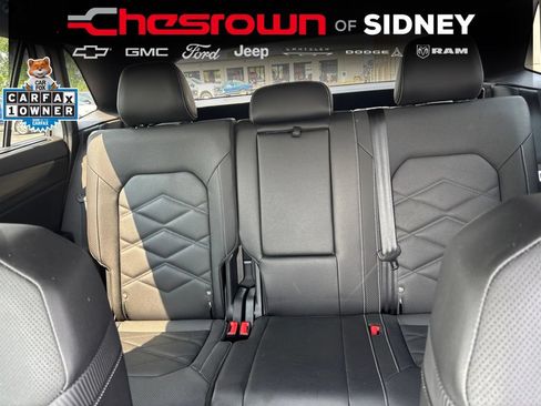 Used 2025 Volkswagen Atlas Cross Sport SE AWD/4WD image 28