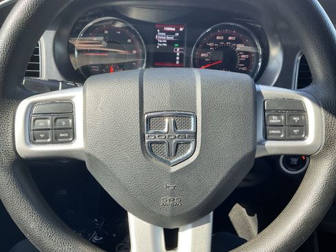 Used 2014 Dodge Charger SE RWD image 28