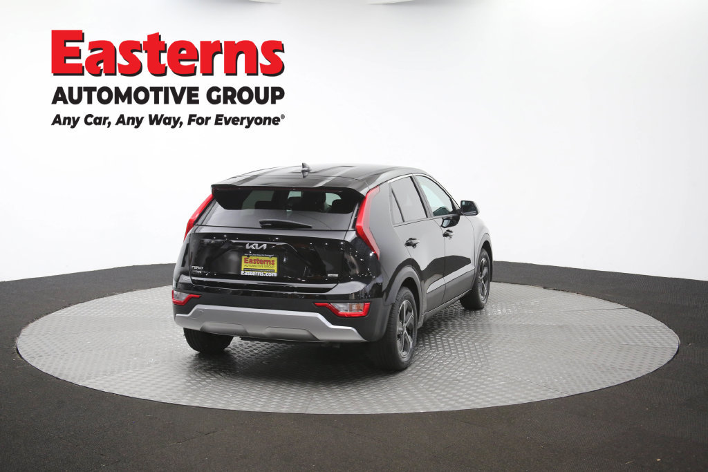 Used 2025 Kia Niro LX FWD image 38