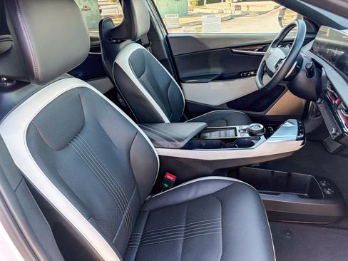 Used 2022 Kia EV6 GT-Line image 15