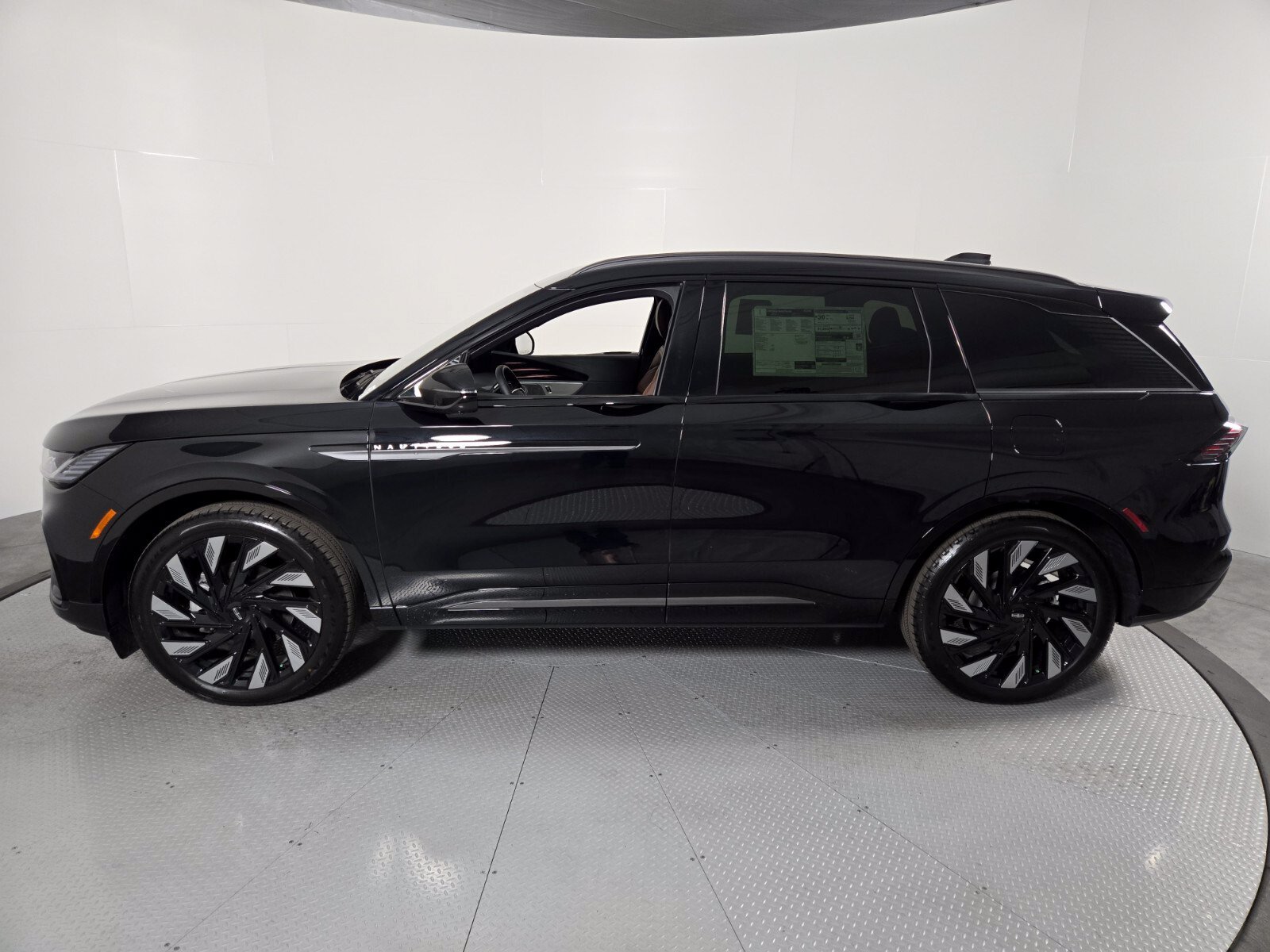 New 2026 Lincoln Nautilus Reserve AWD/4WD image 8