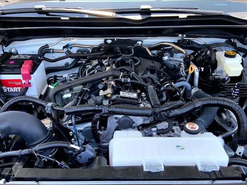 Certified 2025 Toyota Tacoma SR5 RWD image 30