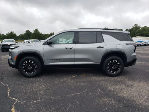 Used 2024 Chevrolet Traverse Z71 w/ LPO, Floor Liner Package AWD/4WD image 6