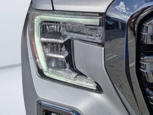 Used 2021 GMC Sierra 1500 SLT w/ SLT Premium Plus Package image 9