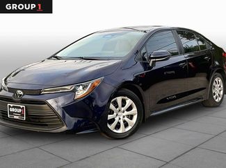 Used 2025 Toyota Corolla LE FWD video 1