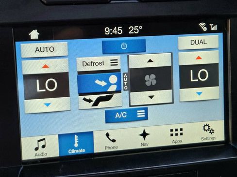 Used 2018 Ford F150 Lariat image 34