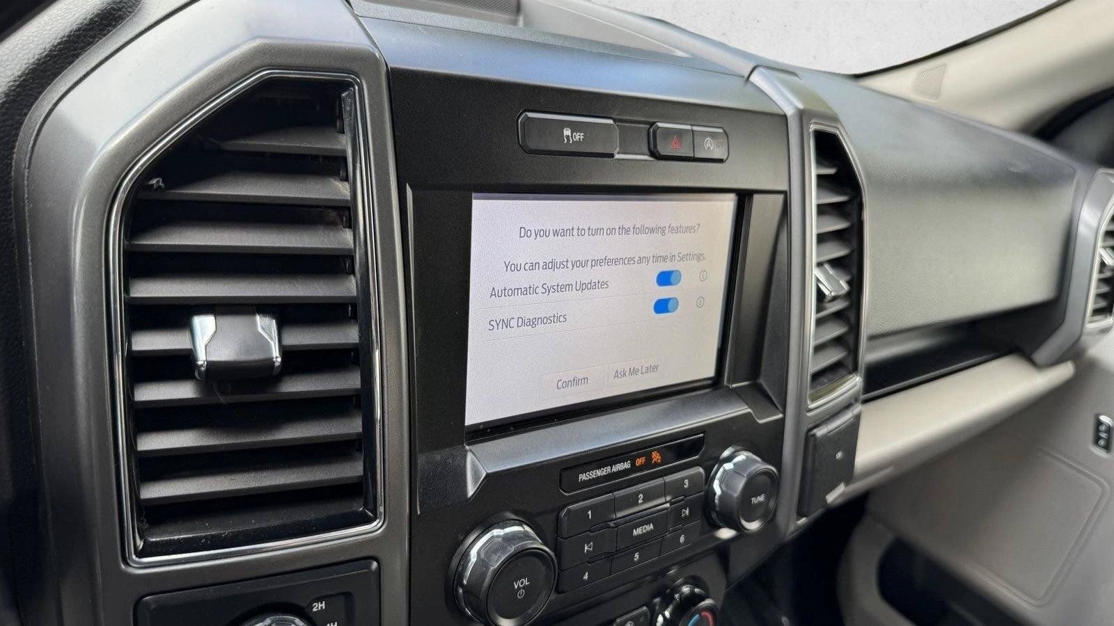 Used 2019 Ford F150 XLT w/ Equipment Group 302A Luxury AWD/4WD image 14