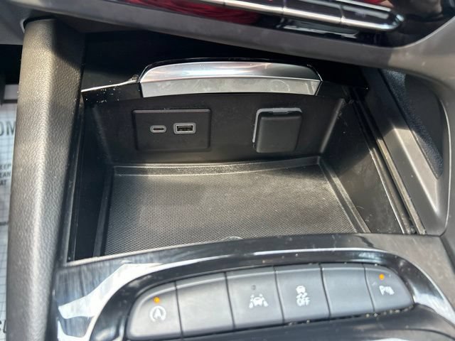 Used 2023 Buick Envision Essence w/ Sport Touring Package FWD image 38
