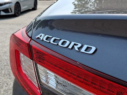 Used 2021 Honda Accord LX image 30