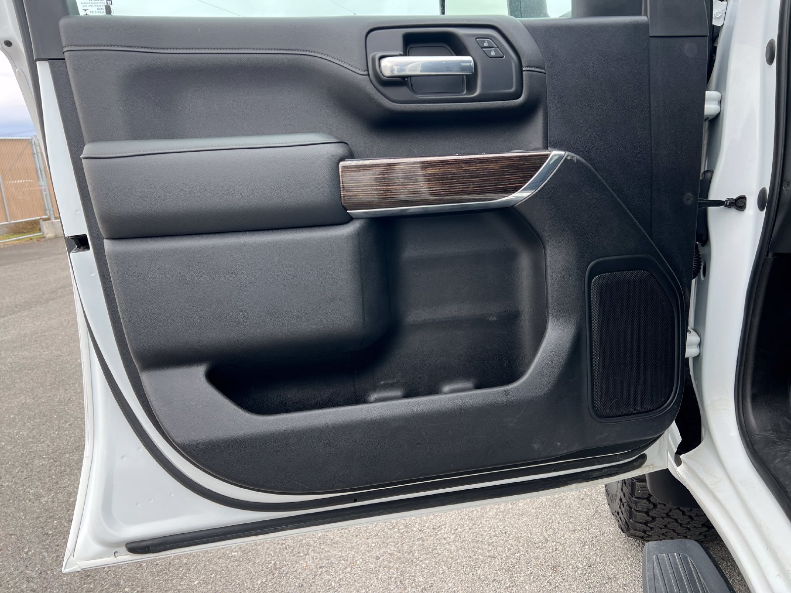 Used 2021 GMC Sierra 3500 SLE w/ SLE Convenience Package AWD/4WD image 19