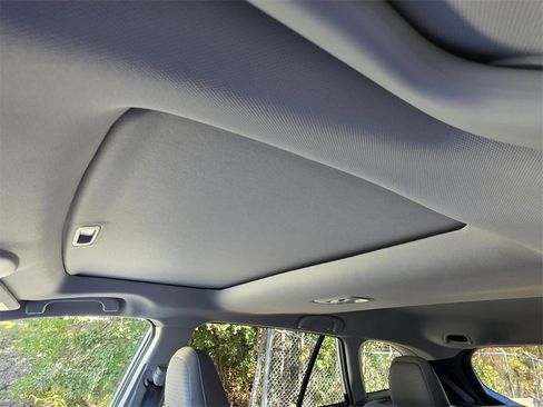 New 2025 Subaru Outback Premium image 9