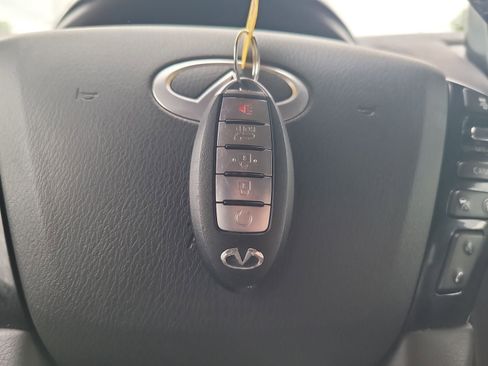 Used 2024 INFINITI QX80 Luxe AWD/4WD image 32