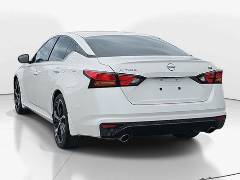 Used 2024 Nissan Altima 2.5 SR w/ SR Premium Package image 7