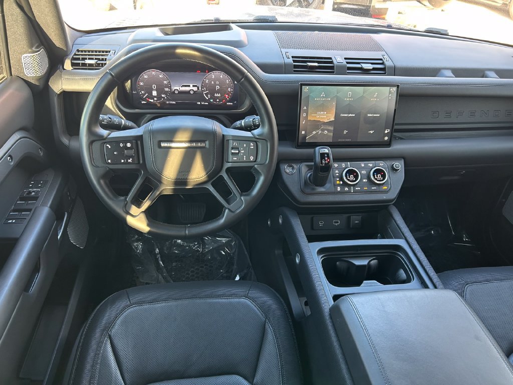 Used 2024 Land Rover Defender 130 Outbound AWD/4WD image 16