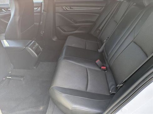 Used 2022 Honda Accord Sport image 17