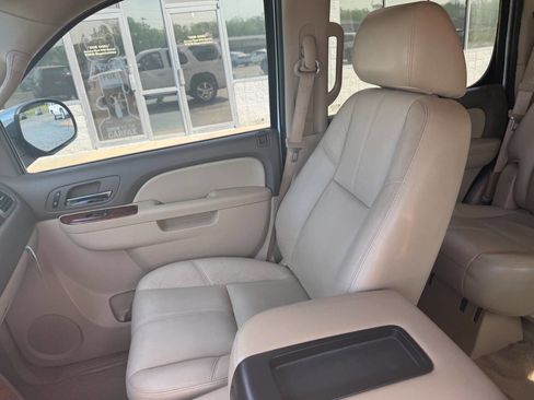 Used 2014 Chevrolet Tahoe LT w/ All-Star Edition image 15