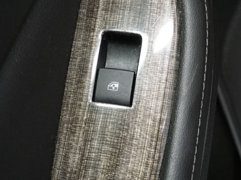 Used 2014 Chevrolet Malibu LT w/ Power Convenience Package image 30