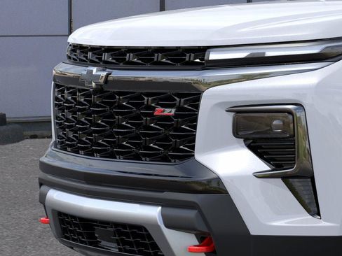 New 2026 Chevrolet Traverse Z71 w/ Driver Confidence Package image 13
