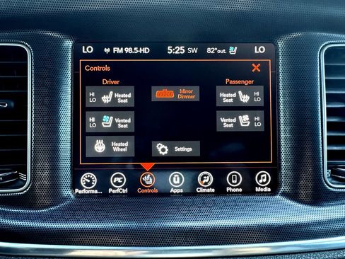 Used 2017 Dodge Charger R/T Scat Pack w/ Dynamics Package image 22