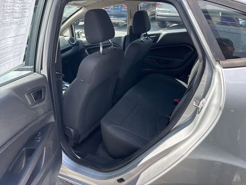 Used 2019 Ford Fiesta SE FWD image 8