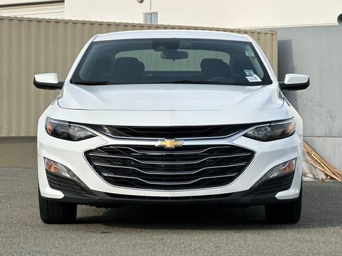 Used 2024 Chevrolet Malibu LT image 9