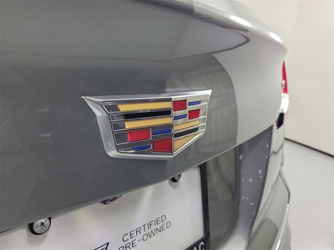 Certified 2025 Cadillac XT4 Premium Luxury image 7