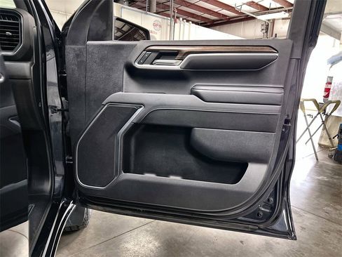 Used 2022 Chevrolet Silverado 1500 LT image 29