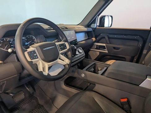 Used 2023 Land Rover Defender 130 SE AWD/4WD image 15