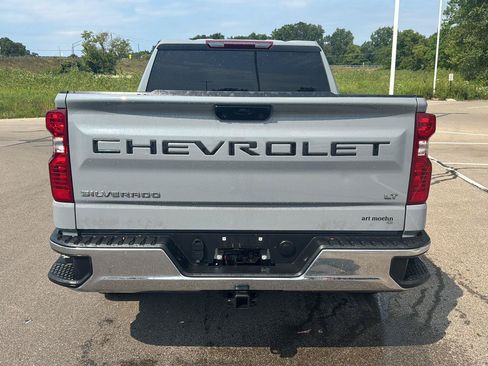 Used 2024 Chevrolet Silverado 1500 LT AWD/4WD image 4