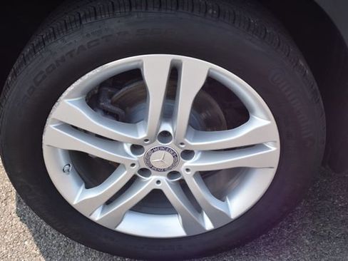 Used 2017 Mercedes-Benz GLA 250 4MATIC image 49
