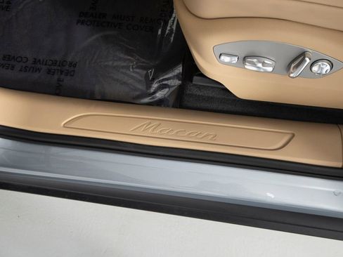 New 2026 Porsche Macan AWD/4WD image 22
