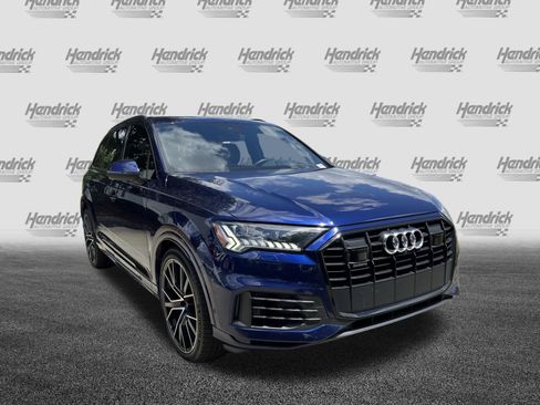 Used 2020 Audi Q7 3.0T Prestige w/ Prestige Package AWD/4WD image 2