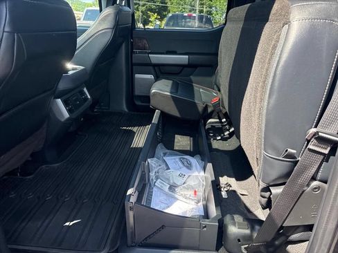 Used 2023 Ford F250 Lariat w/ Lariat Ultimate Package AWD/4WD image 22