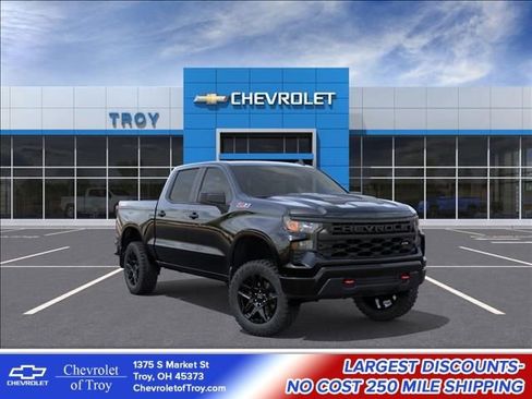 New 2026 Chevrolet Silverado 1500 Custom Trail Boss AWD/4WD image 1