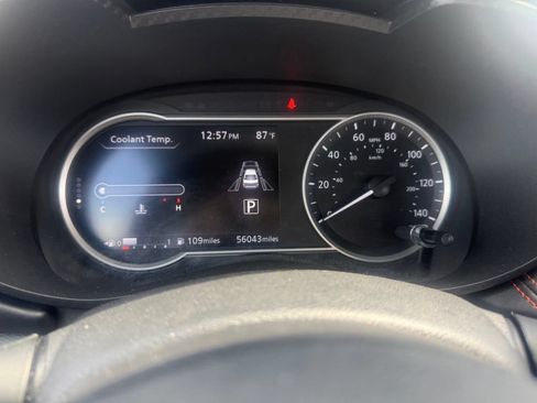 Used 2024 Nissan Versa SR FWD image 20
