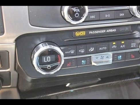 New 2022 Ford F450 Platinum image 19