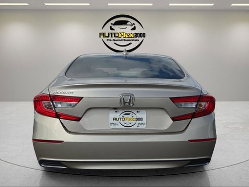 Used 2020 Honda Accord LX image 6
