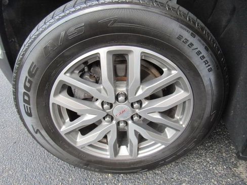 Used 2019 GMC Acadia SLE w/ Driver Alert Package I image 35