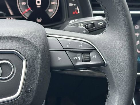 Used 2023 Audi Q7 2.0T Premium w/ Convenience Package image 27