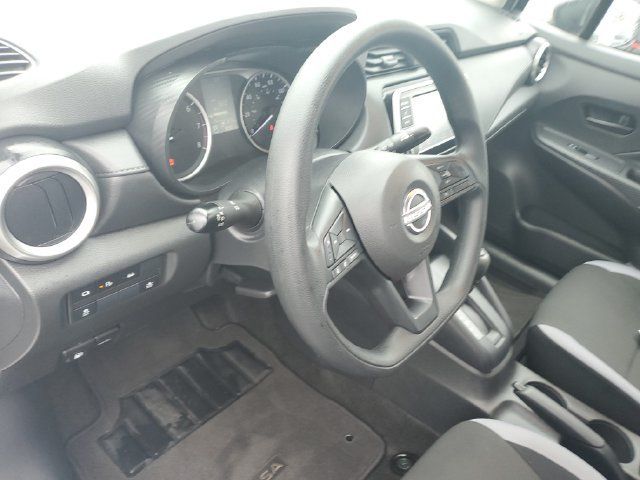 Certified 2025 Nissan Versa S w/ Trunk Package FWD image 18