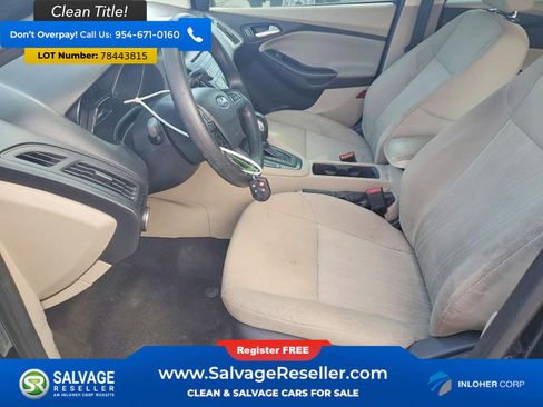 Used 2016 Ford Focus SE image 3