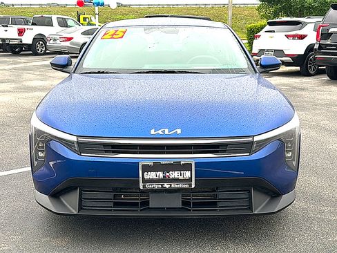 Used 2025 Kia K4 FWD image 11