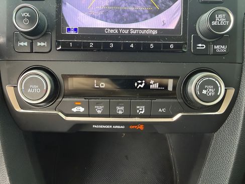 Used 2020 Honda Civic LX image 27