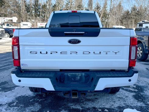 Used 2021 Ford F250 Lariat image 6