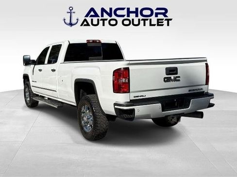 Used 2019 GMC Sierra 3500 Denali w/ Duramax Plus Package AWD/4WD image 6
