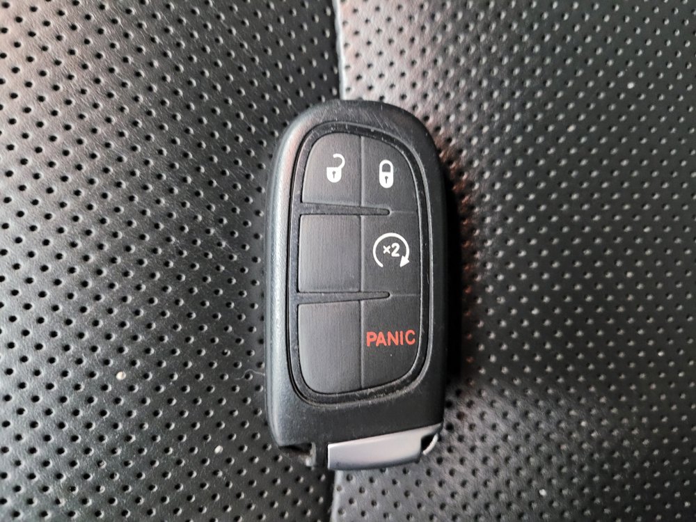 Used 2021 Jeep Cherokee Latitude Lux 80th Anniv w/ Quick Order Package 26U 80TH AWD/4WD image 32