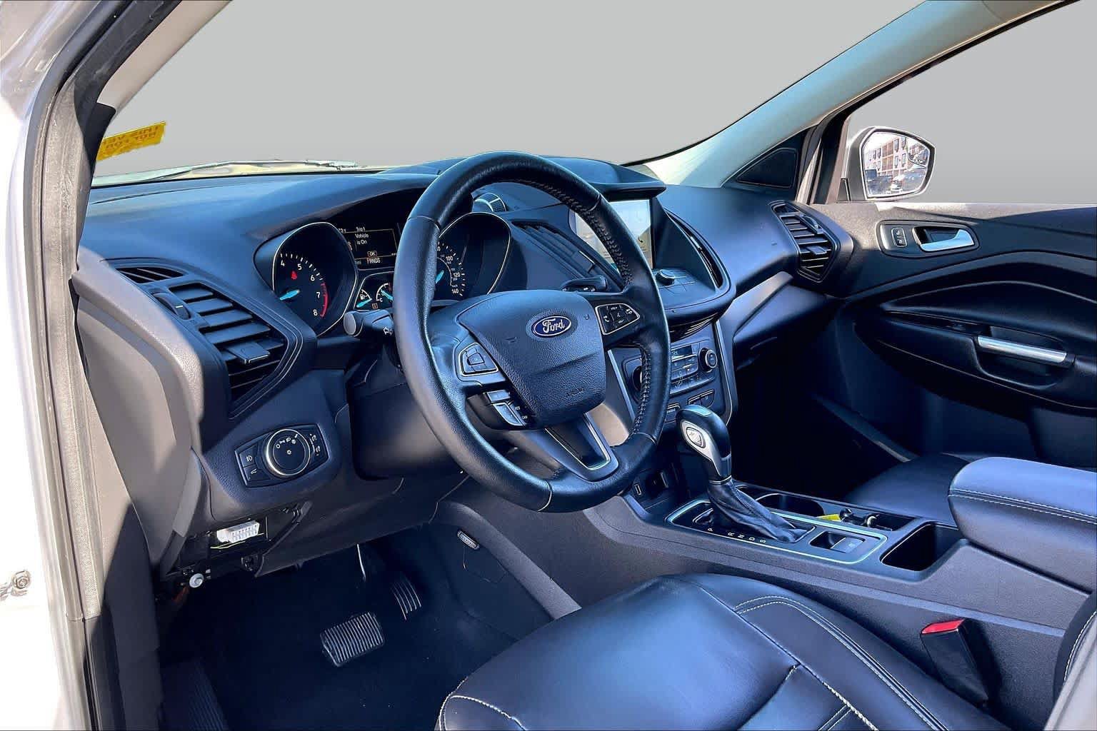 Used 2019 Ford Escape SEL FWD image 16