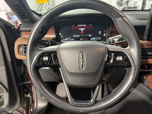 Used 2022 Lincoln Aviator Reserve RWD image 15