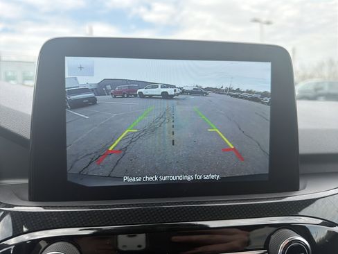 Certified 2025 Ford Escape ST-Line Select AWD/4WD image 26